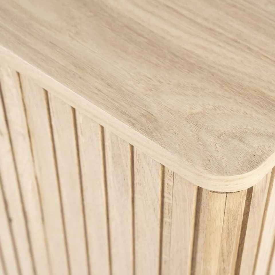 dressoir-rosenborg-pGNYXmPG-3.webp Fashion HUUS Dressoir Rosenborg