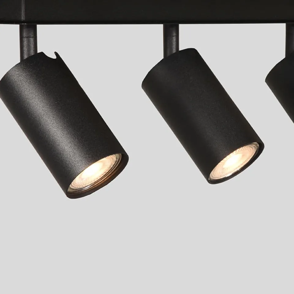 spot-ferroli-eIgKmOqZ-4.webp Best HUUS Spot Ferroli