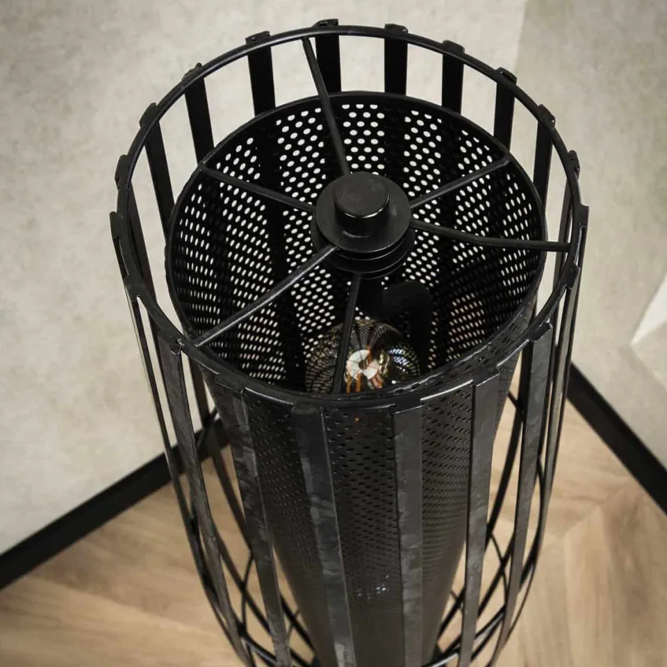 vloerlamp-barry-aiWJQHMS-10.webp Sale HUUS Vloerlamp Barry