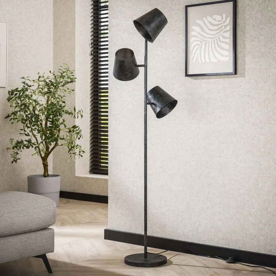 vloerlamp-celtic-eWaNDiIP-1.webp Outlet HUUS Vloerlamp Celtic